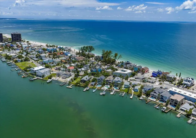 31st image of 8405 Bayshore Dr, Treasure Island, FL 33706 | MLS# TB8433920