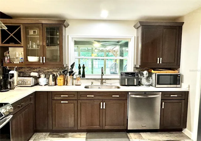 Photo 4 of Single family home for sale at 414 Timbercove Cir, Longwood, FL 32779 | MLS# S5135823 | Listing updated on 2026-02-21