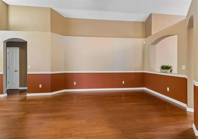 4th image of 5646 Paddock Trail Dr, Tampa, FL 33624 | MLS# TB8433986