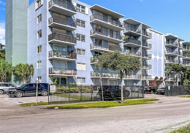 3rd image of 12500 Ne 15Th Ave #105, North Miami, FL 33161 | MLS# TB8433999
