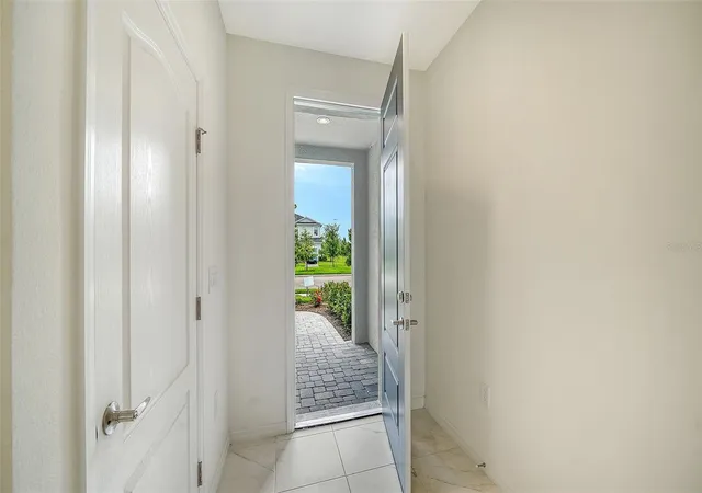 4th image of 2357 Washington Palm Ct, Bradenton, FL 34212 | MLS# A4667207