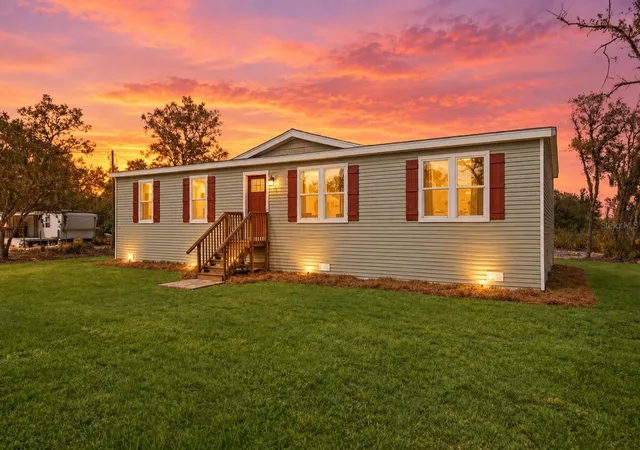 Photo 1 of Manufactured home for sale at 4510 Crows Blf Ave, Lake Wales, FL 33859 | MLS# P4936545 | Listing updated on 2026-10-07