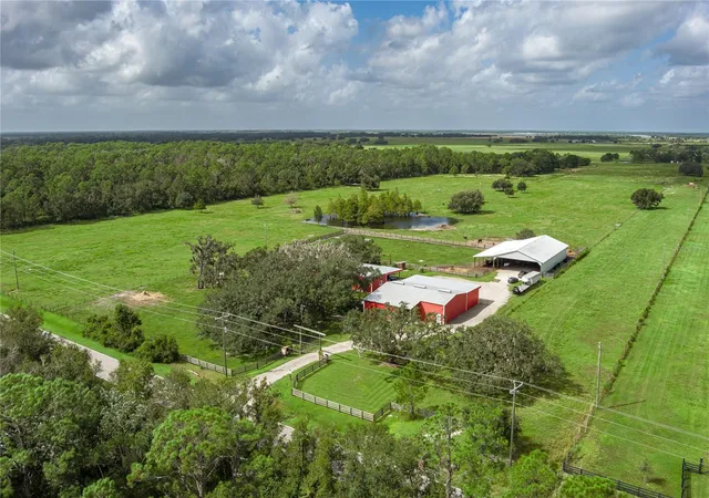 Photo 2 of Single family home for sale at 1126 County Road 665, Ona, FL 33865 | MLS# A4667224 | Listing updated on 2026-09-01