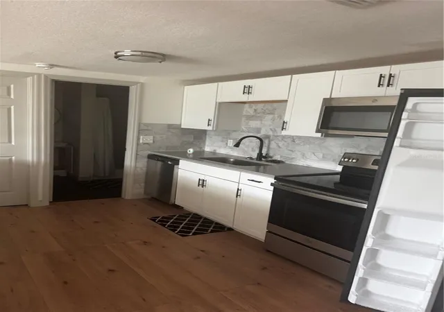 Photo 3 of Single family home for sale at 5253 Devries Dr, New Port Richey, FL 34652 | MLS# TB8434153 | Listing updated on 2026-10-07