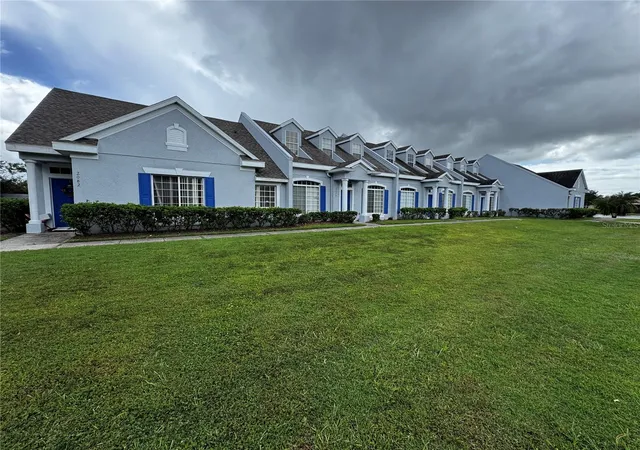 Photo 3 of Single family home for sale at 2082 Is Walk Dr, Orlando, FL 32824 | MLS# S5135879 | Listing updated on 2026-08-19