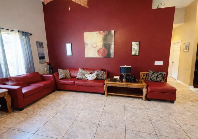 Photo 4 of House for sale at 2082 Is Walk Dr, Orlando, FL 32824 | MLS# S5135879 | Listing updated on 2026-08-19