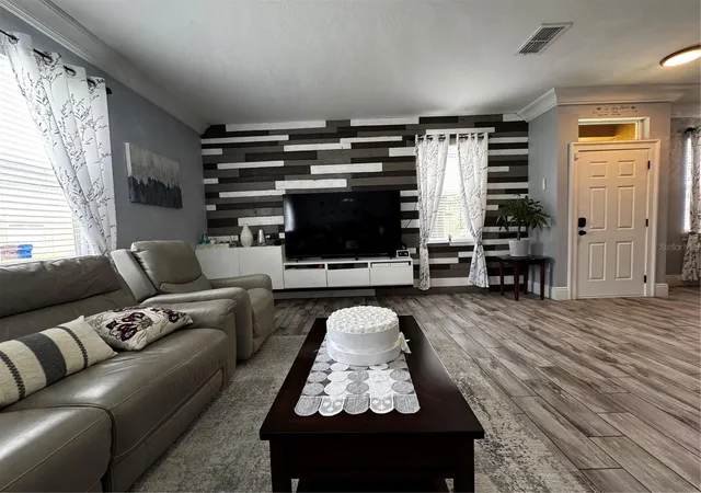 4th image of 3998 Pemberly Pines Cir, Saint Cloud, FL 34769 | MLS# S5135880