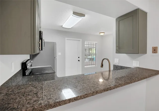 4th image of 2801 Willow Run, Orlando, FL 32808 | MLS# O6349459