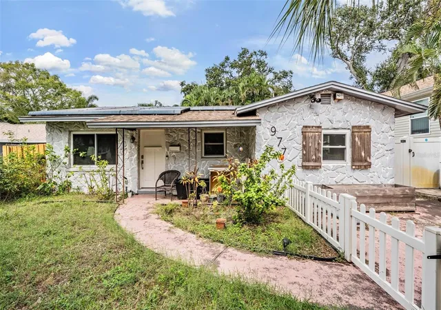 1st image of 977 27th Avenue S, Saint Petersburg, FL 33705 | MLS# TB8434332