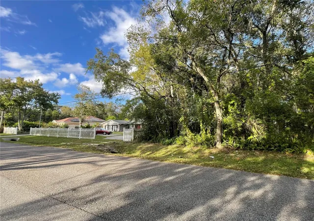 Photo 4 of Land for sale at 6117 Cornelia Ave, Orlando, FL 32807 | MLS# O6349732 | Listing updated on 2026-10-14