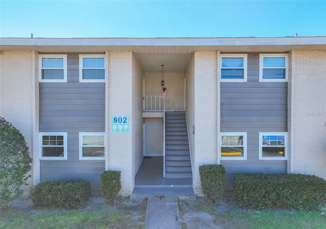 Photo 2 of Condo for sale at 802 Sky Lake Cir #C, Orlando, FL 32809 | MLS# O6349754 | Listing updated on 2026-05-25