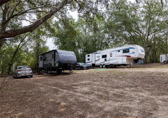 5th image of 10135 N Em En El Grove Rd, Leesburg, FL 34788 | MLS# G5102923