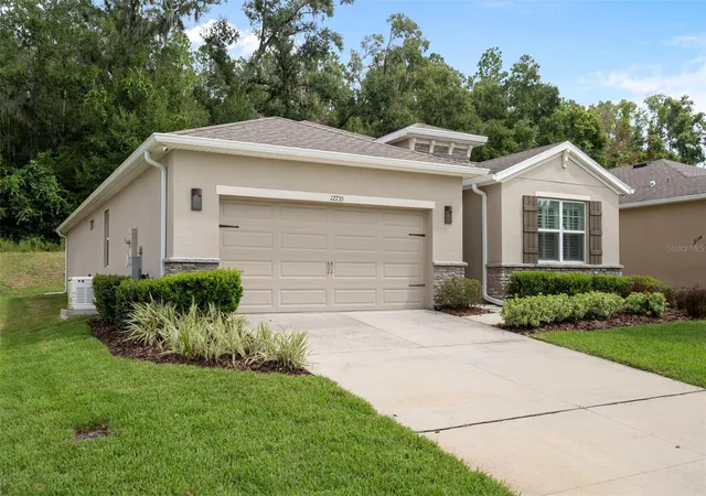 Photo 3 of Single family home for sale at 12735 Eastpointe Dr, Dade City, FL 33525 | MLS# TB8434592 | Listing updated on 2026-09-02