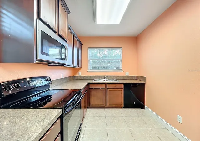 5th image of 10100 Green Branch Ct, Orlando, FL 32825 | MLS# O6349816