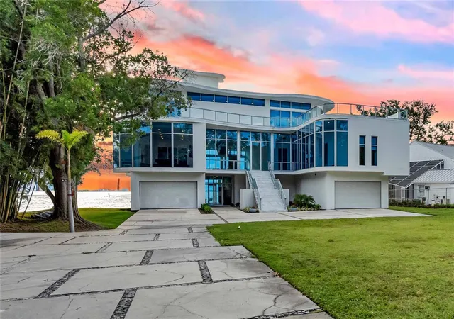 Photo 2 of Mansion for sale at 4035 Bay Shore Rd, Sarasota, FL 34234 | MLS# A4667415 | Listing updated on 2026-09-24