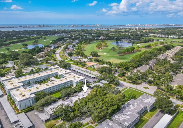 2nd image of 1708 Belleair Forest Dr #D, Belleair, FL 33756 | MLS# TB8434814