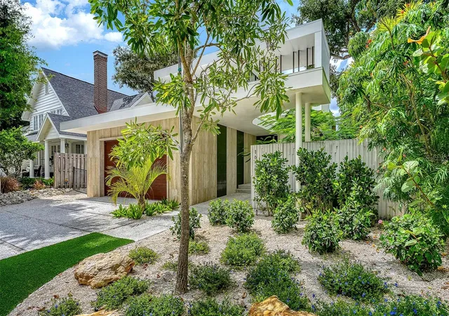 5th image of 1642 Bahia Vista St, Sarasota, FL 34239 | MLS# A4667508