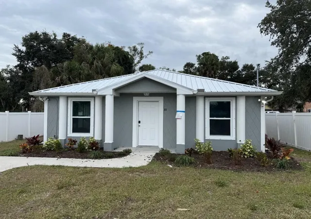 1st image of 89 W Imogene St, Arcadia, FL 34266 | MLS# A4667542