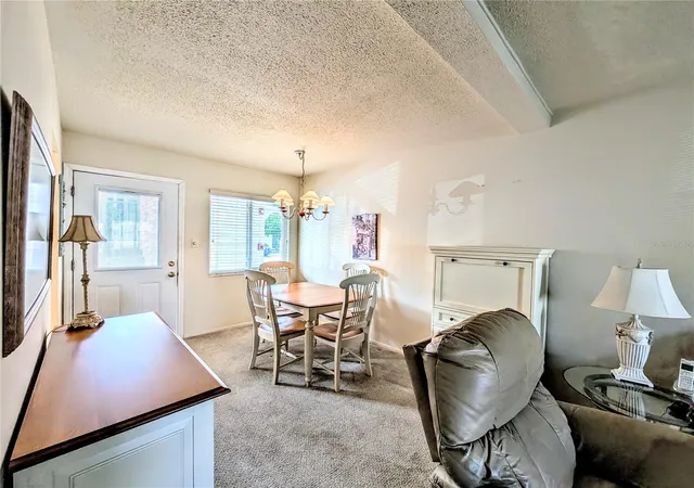 5th image of 2303 Sunset Dr, BRADENTON, FL 34207
