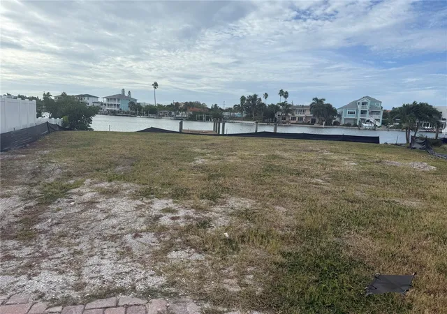 3rd image of 14060 W Parsley Dr, Madeira Beach, FL 33708 | MLS# TB8435121