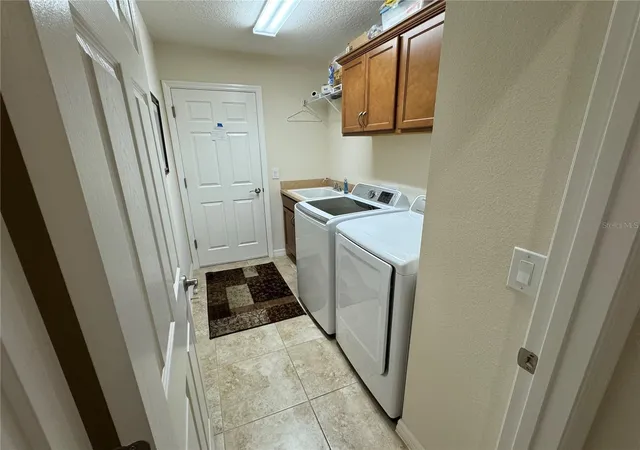 3rd image of 939 Koller Ct, The Villages, FL 32163 | MLS# O6350238