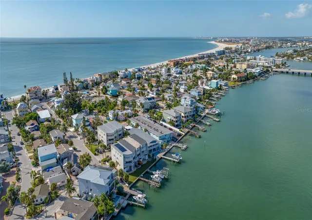 Photo 2 of Townhouse for sale at 8575 Sunset Ct, Treasure Island, FL 33706 | MLS# TB8435164 | Listing updated on 2026-10-03