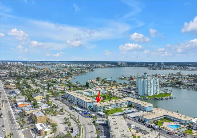 2nd image of 6201 2Nd St E, ST PETE BEACH, FL 33706