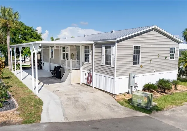 Homes for sale in Punta Gorda, FL | 3127 Bayside Pkwy, Punta Gorda, FL 33982 | MLS# C7515955