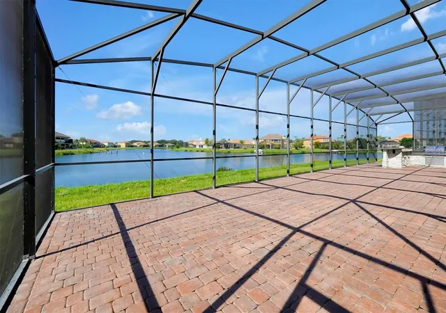 Photo 3 of Single family home for sale at 870 Spinnaker Way, Kissimmee, FL 34746 | MLS# O6350530 | Listing updated on 2026-08-23