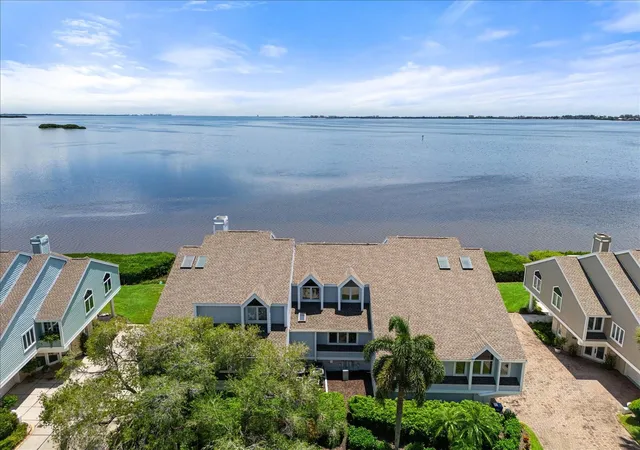 1st image of 24 Tidy Island Blvd, Bradenton, FL 34210 | MLS# A4667678