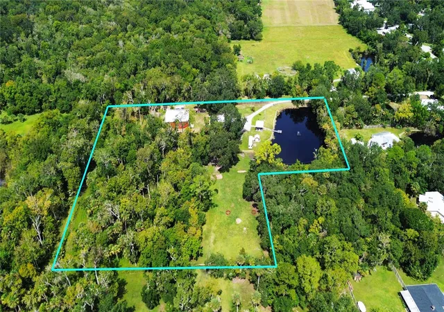 Photo 3 of House for sale at 2310 Doster Dr, New Smyrna Beach, FL 32168 | MLS# NS1086173 | Listing updated on 2026-04-07