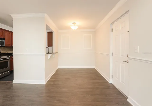 Listing Photo 5 - Condo for sale in building located at 2059 Dixie Belle Dr, Orlando, FL 32812 - Unit #2059n