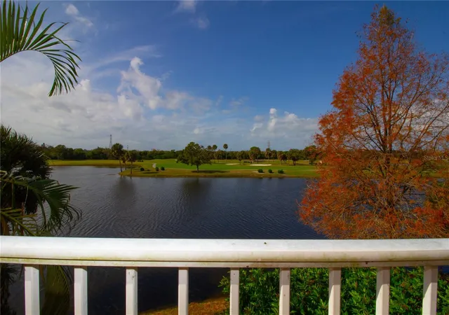 2nd image of 1200 Country Club Dr #1101, Largo, FL 33771 | MLS# TB8435837