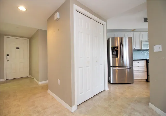 3rd image of 1200 Country Club Dr #1101, Largo, FL 33771 | MLS# TB8435837