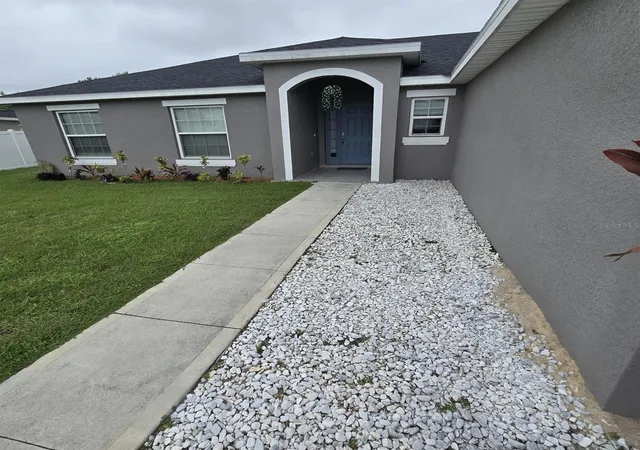 Photo 3 of Single family home for sale at 540 Bristol Cir, Kissimmee, FL 34758 | MLS# S5136210 | Listing updated on 2026-05-26