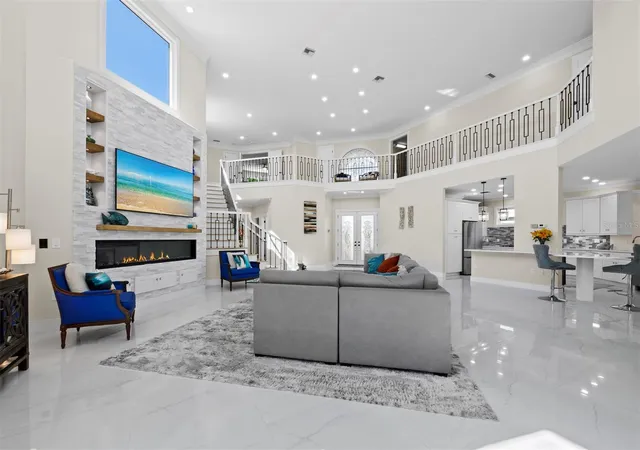 Homes for sale in Longboat Key, FL | 3408 Fair Oaks Ln, Longboat Key, FL 34228 | MLS# A4667842