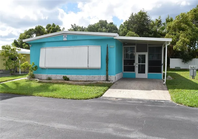 3rd image of 4407 Tucker Sq, New Port Richey, FL 34652 | MLS# TB8436057
