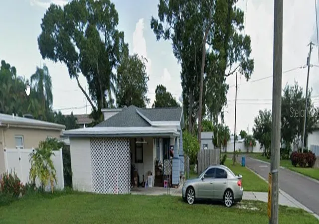 Photo 2 of Single family home for sale at 6500 Hobson St Ne, Saint Petersburg, FL 33702 | MLS# O6351026 | Listing updated on 2026-07-08