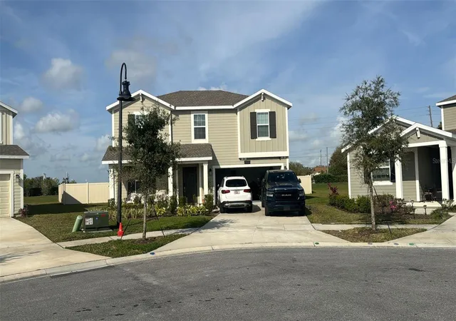 Photo 3 of Single family home for sale at 4499 Magnolia Ridge Ct, Kissimmee, FL 34746 | MLS# O6351071 | Listing updated on 2026-08-19