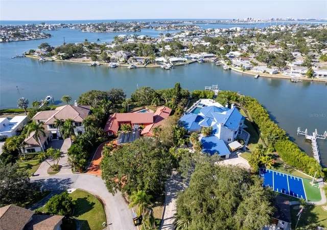 1st image of 2268 Kings Point Dr, Largo, FL 33774 | MLS# TB8436315