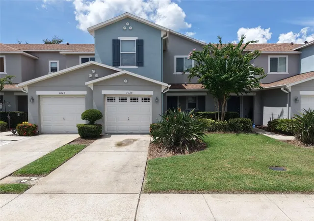 Photo 2 of Townhouse for sale at 1024 Chalcedony St, Kissimmee, FL 34744 | MLS# S5136346 | Listing updated on 2026-08-12