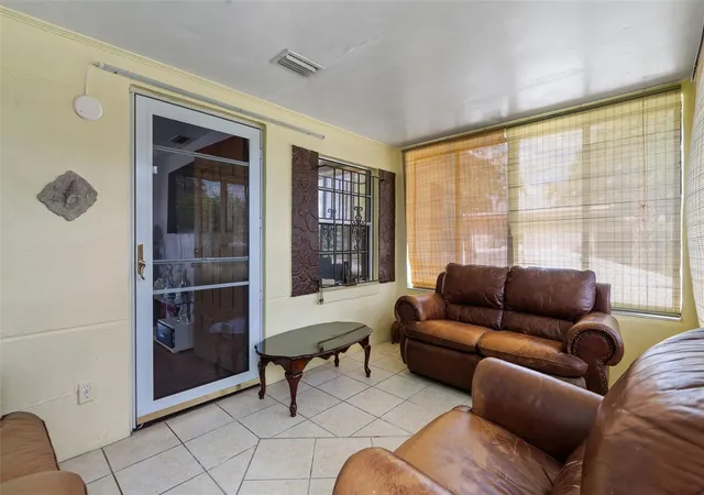 Homes for sale in Tampa, FL | 2708 N Matanzas Ave, Tampa, FL 33607 | MLS# TB8436536