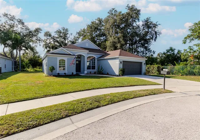 2nd image of 1001 English Bluffs Ct, Brandon, FL 33511 | MLS# TB8436537