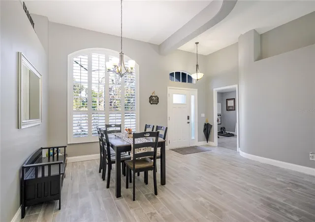 5th image of 1001 English Bluffs Ct, Brandon, FL 33511 | MLS# TB8436537