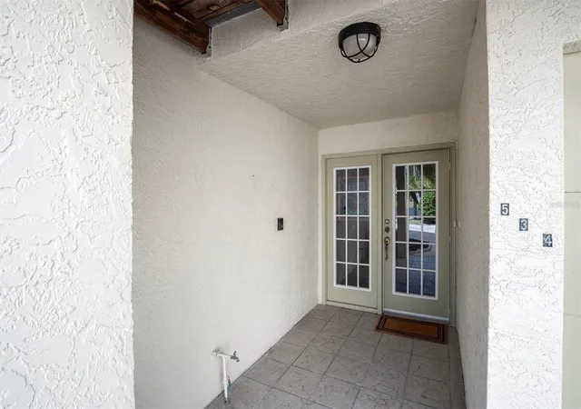 Homes for sale in Dunedin, FL | 534 Walden Ct, Dunedin, FL 34698 | MLS# TB8436572