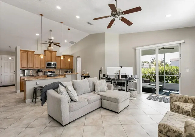 3rd image of 601 Hamlin St, Nokomis, FL 34275 | MLS# A4668073