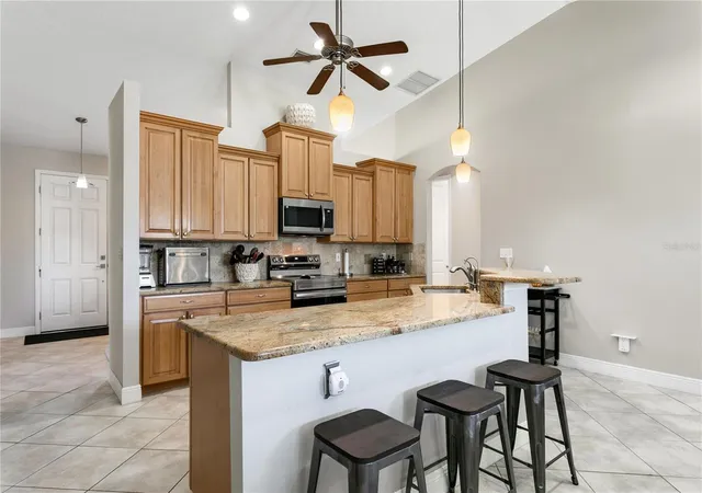 5th image of 601 Hamlin St, Nokomis, FL 34275 | MLS# A4668073