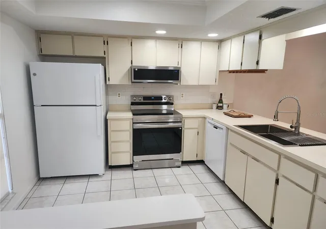 Photo 3 of Condo for sale at 7517 Greystone Dr #N/A, Hudson, FL 34667 | MLS# TB8436668 | Listing updated on 2026-10-03