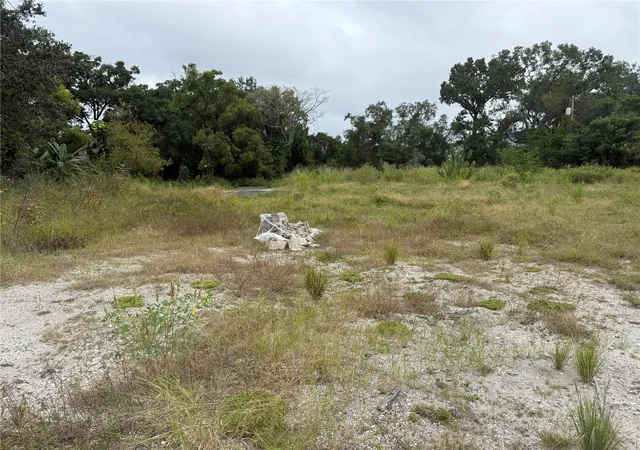 Land for sale at 145 W Country Clb Dr, TAMPA, FL 33612 | MLS# TB8436773