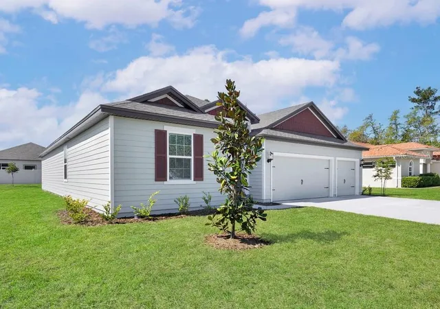 Photo 3 of Single family home for sale at 17521 SW 27th Circle, Ocala, FL 34473 | MLS# TB8436775 | Listing updated on 2026-07-10